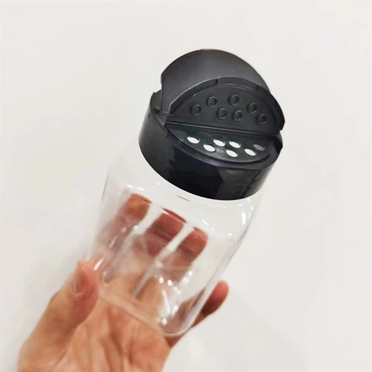 Plastic Pepper Salt Container